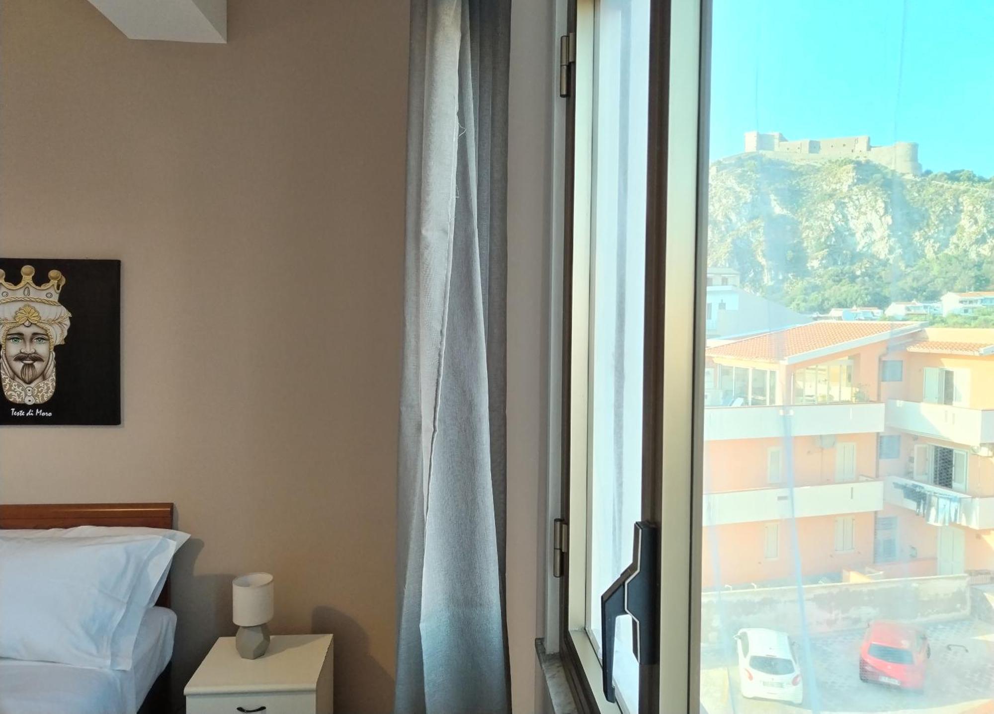 Poseidon Bay Residence Милацо Екстериор снимка