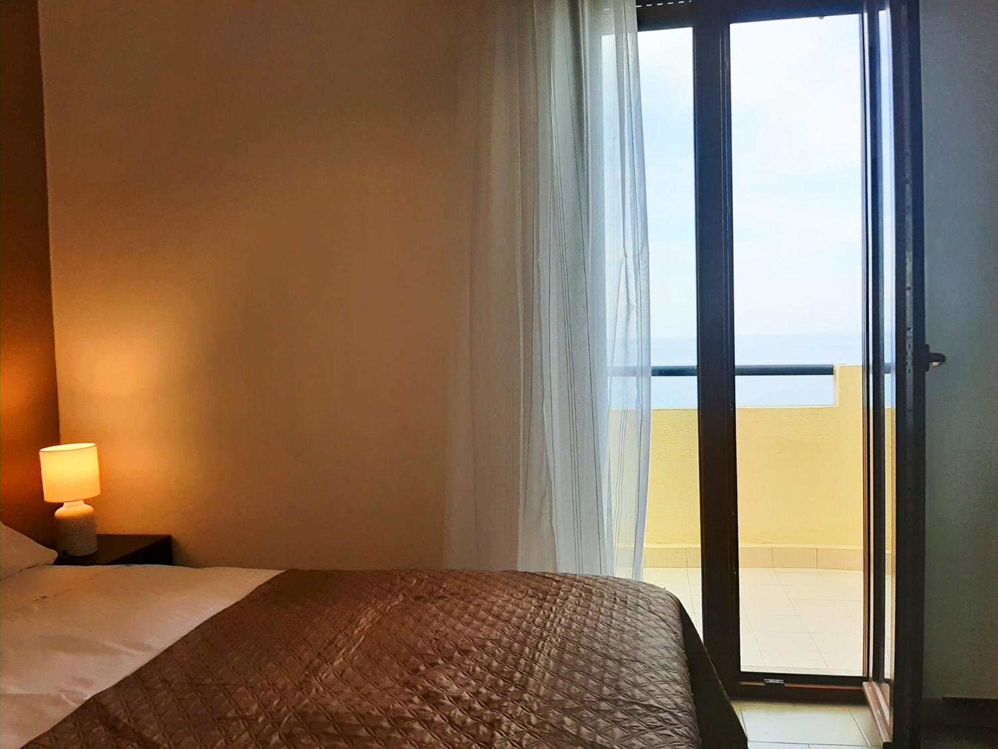 Poseidon Bay Residence Милацо Екстериор снимка