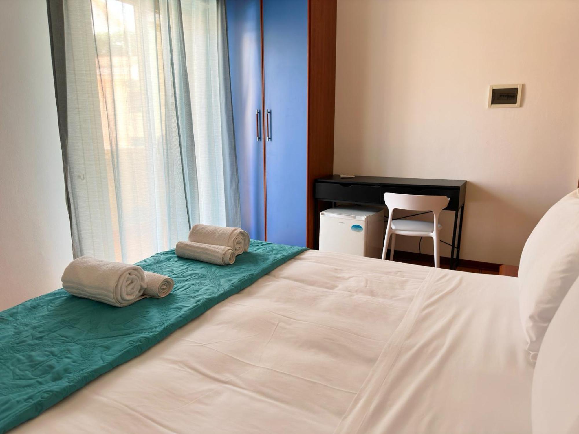 Poseidon Bay Residence Милацо Екстериор снимка
