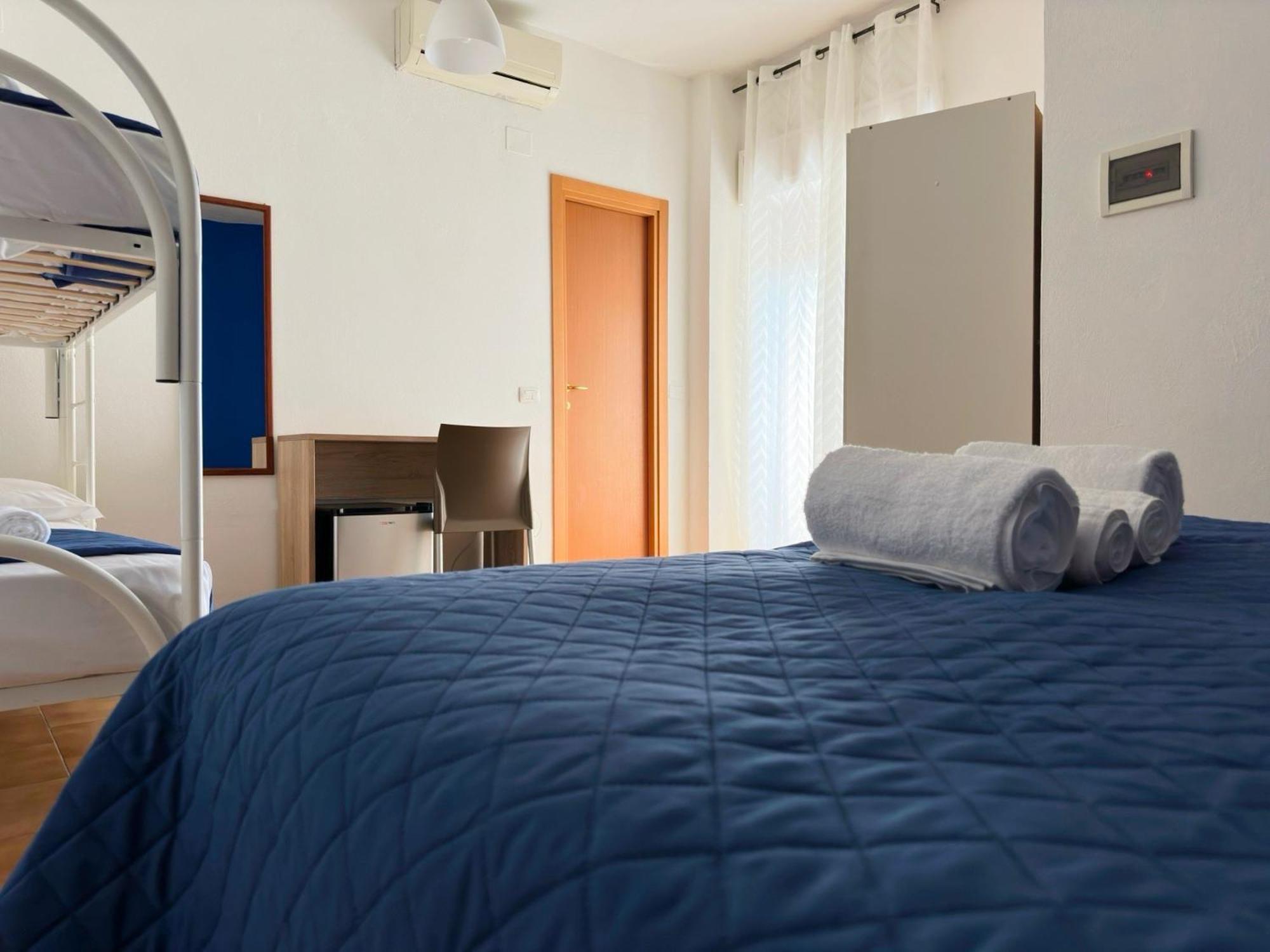 Poseidon Bay Residence Милацо Екстериор снимка